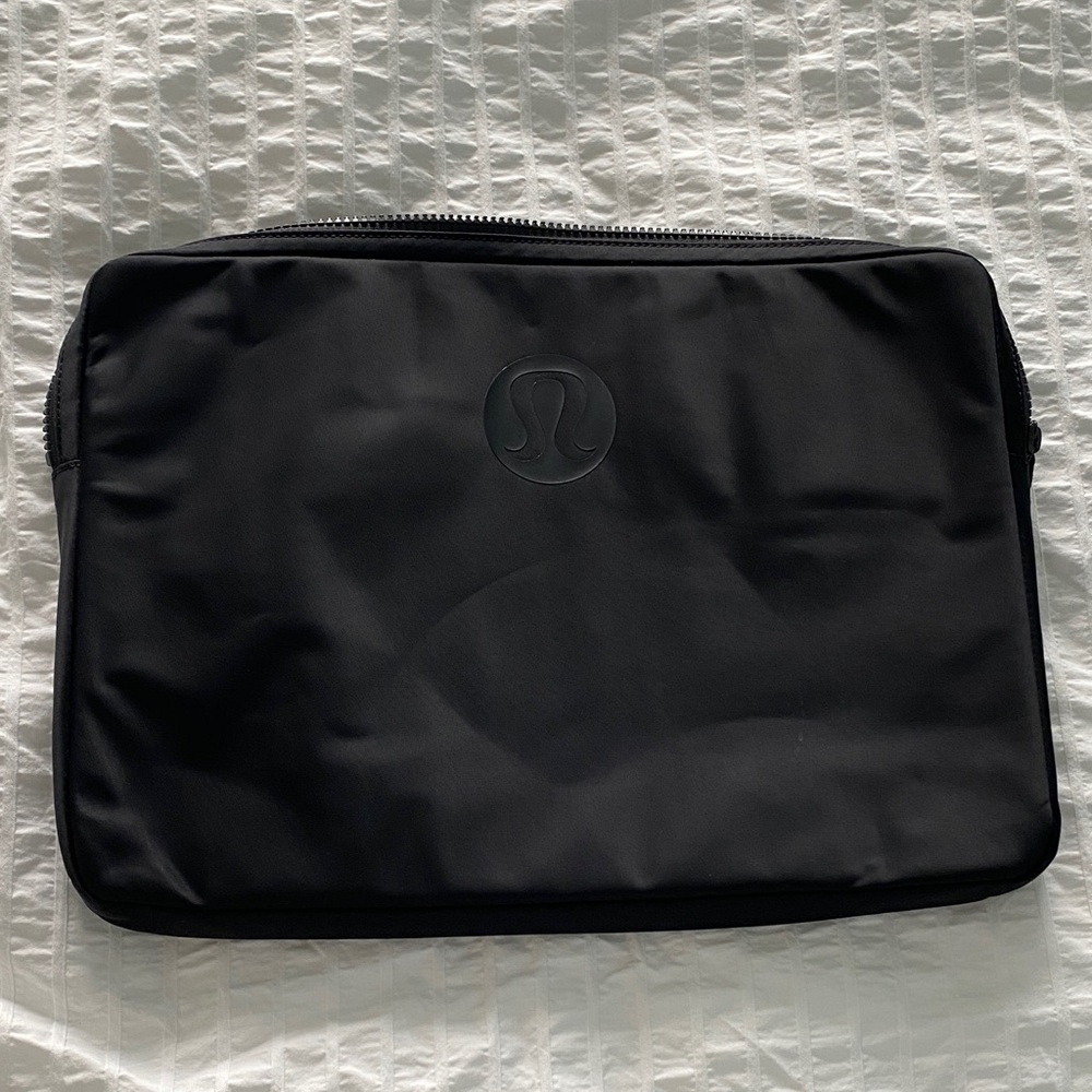 lululemon athletica Black Laptop Sleeve - Picture 3 of 5
